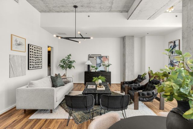 700 12th Ave S Unit 1110, Nashville, TN 37203