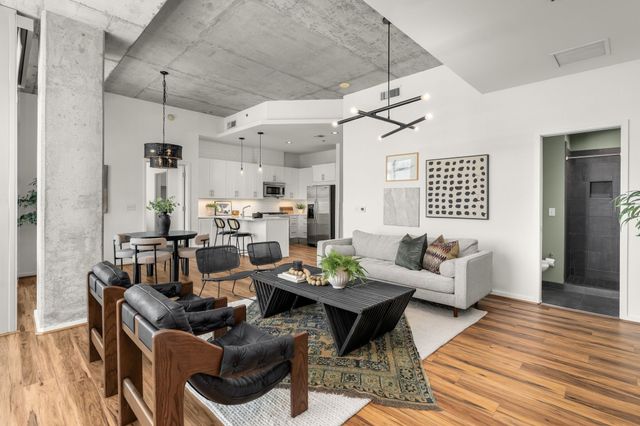 700 12th Ave S Unit 1110, Nashville, TN 37203
