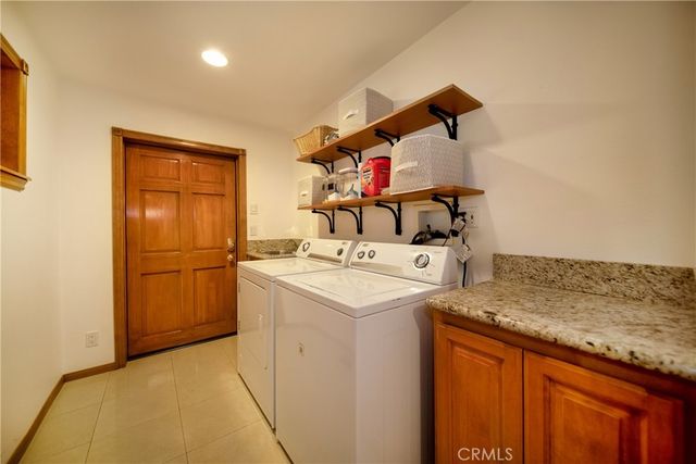27391 Cottonwood Lane, Lake Arrowhead, CA 92352