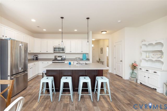 16709 Thornapple Run, Moseley, VA 23120