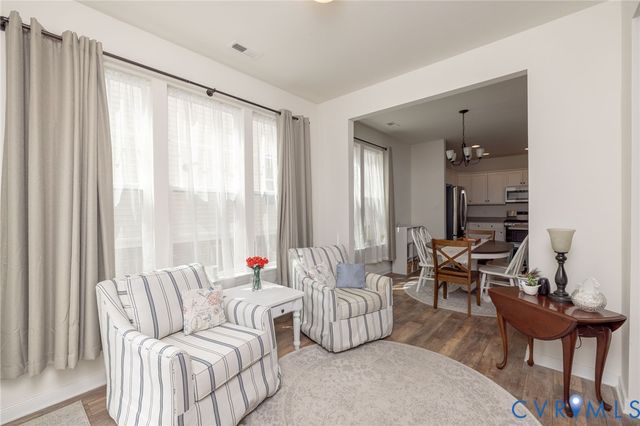 16709 Thornapple Run, Moseley, VA 23120