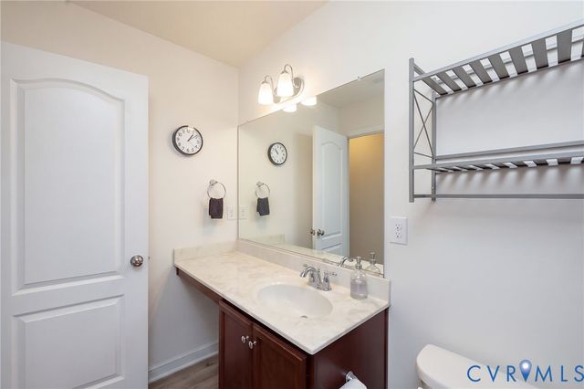 16709 Thornapple Run, Moseley, VA 23120