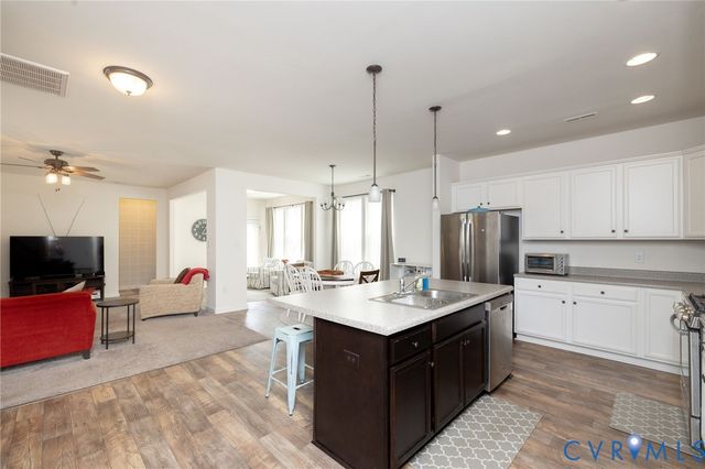 16709 Thornapple Run, Moseley, VA 23120