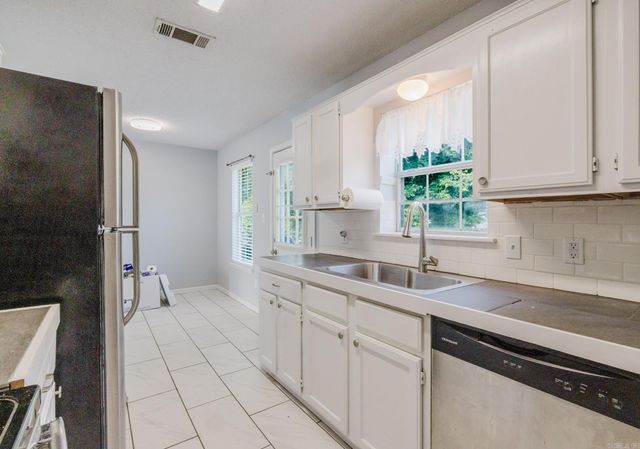 13815 Rockinghorse, Alexander, AR 72002