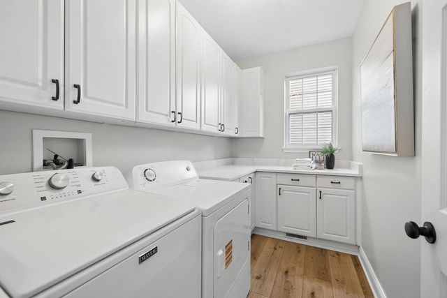 612 Belmont Avenue, Oswego, IL 60543