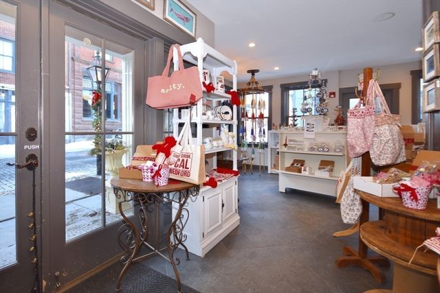 30 North Water Street, New Bedford, MA 02740