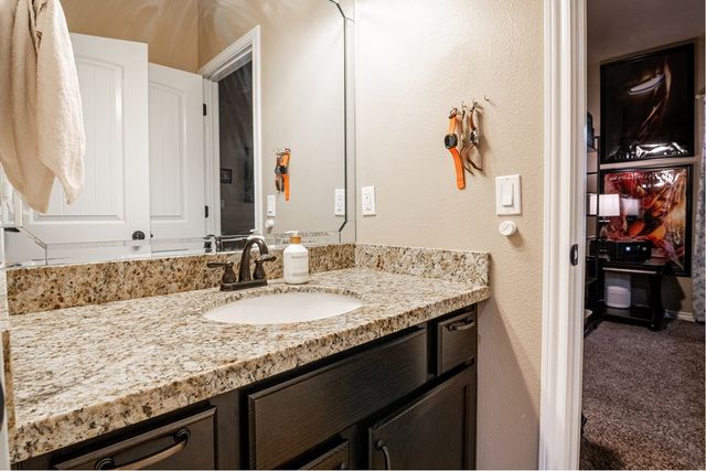 811 Old Course Rd, Odessa, TX 79765