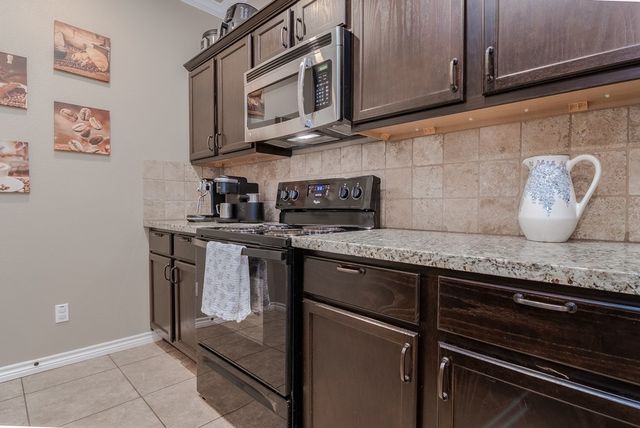 811 Old Course Rd, Odessa, TX 79765