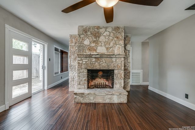 3330 Turnabout, Schertz, TX 78108