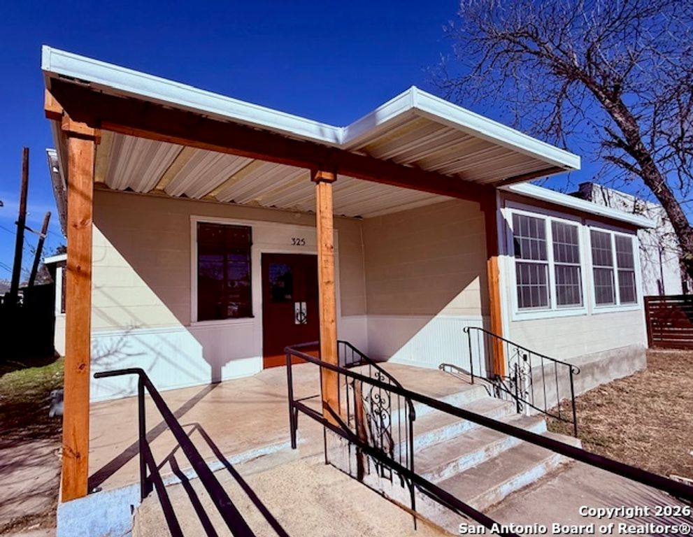 325 E Locust, San Antonio, TX 78212