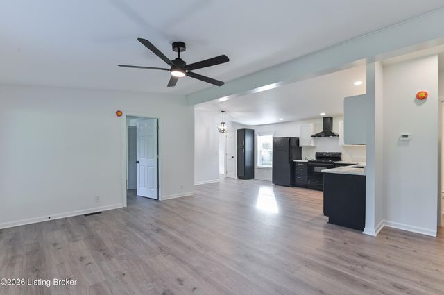 7614 Fraziertown Rd, Pewee Valley, KY 40056