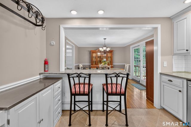 123 Janeway Drive, Guilford, CT 06437