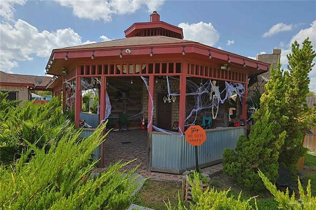 2305 Kennedy Drive, Weslaco, TX 78599