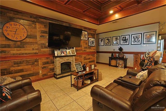 2305 Kennedy Drive, Weslaco, TX 78599