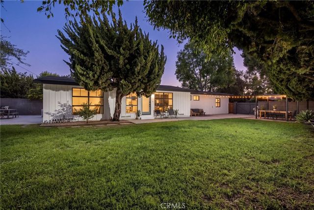 2000 Iroquois, Long Beach, CA 90815