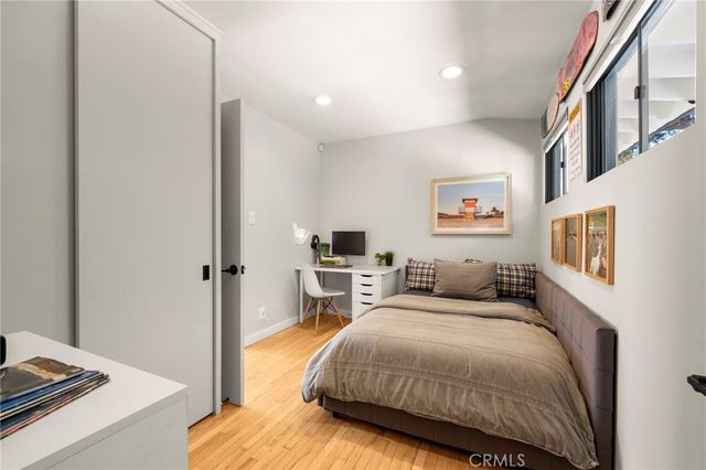 2000 Iroquois, Long Beach, CA 90815