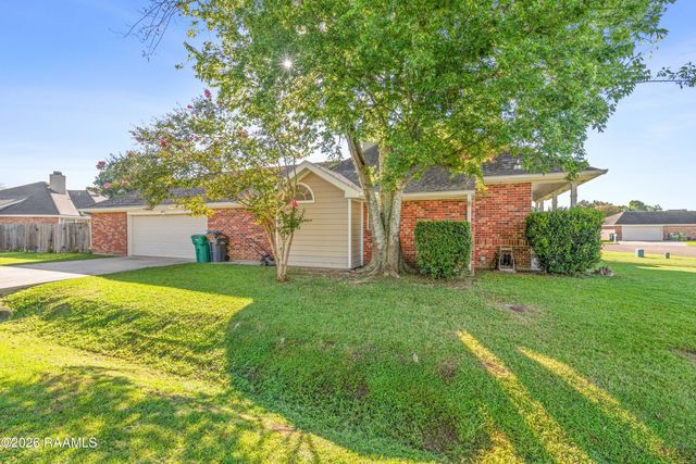 104 Riesling Circle, Broussard, LA 70518