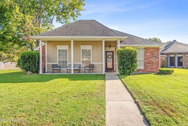 104 Riesling Circle, Broussard, LA 70518