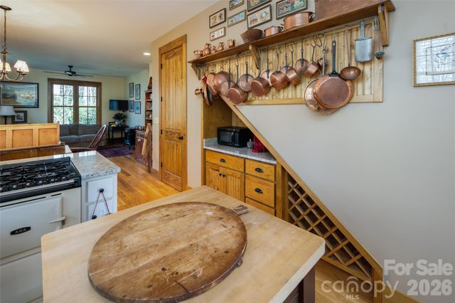54 Dogwood Branch Road, Zirconia, NC 28790