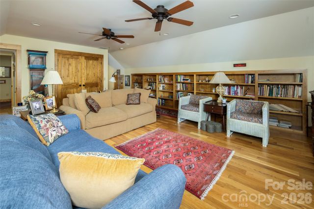 54 Dogwood Branch Road, Zirconia, NC 28790