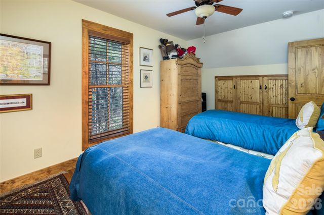 54 Dogwood Branch Road, Zirconia, NC 28790