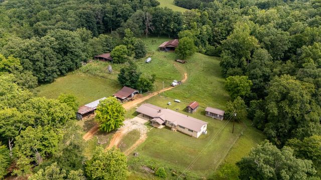 8315 Suckstem Branch Rd, Lawrenceburg, TN 38464