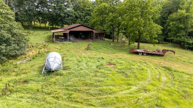 8315 Suckstem Branch Rd, Lawrenceburg, TN 38464