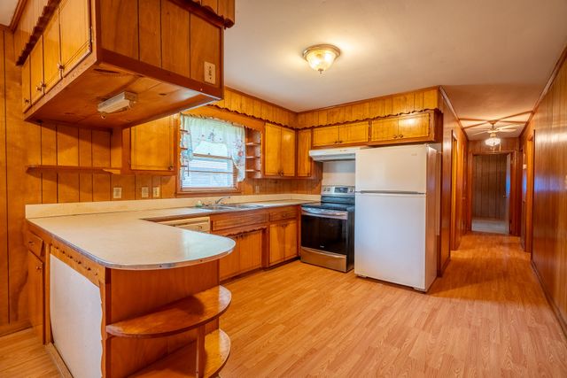 8315 Suckstem Branch Rd, Lawrenceburg, TN 38464