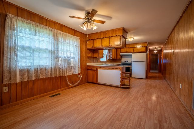 8315 Suckstem Branch Rd, Lawrenceburg, TN 38464