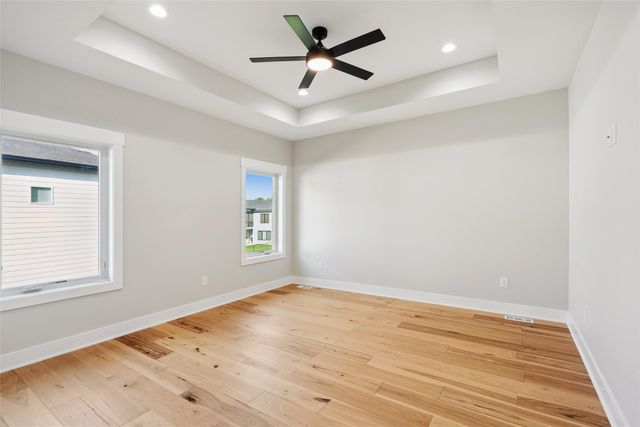 17321 North Valley Drive, Urbandale, IA 50323