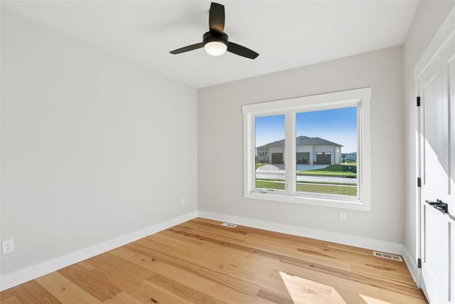 17321 North Valley Drive, Urbandale, IA 50323