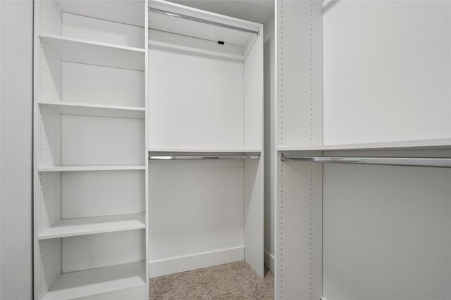 17321 North Valley Drive, Urbandale, IA 50323