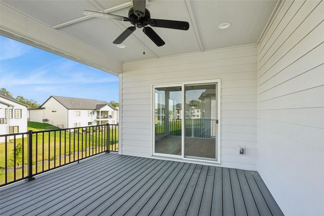 17321 North Valley Drive, Urbandale, IA 50323