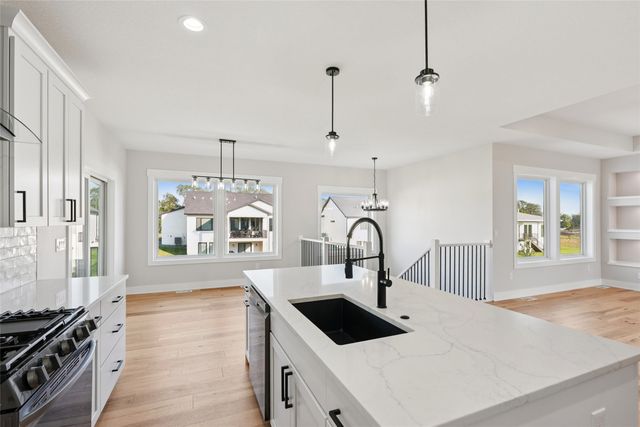 17321 North Valley Drive, Urbandale, IA 50323