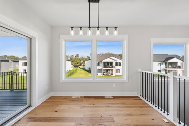 17321 North Valley Drive, Urbandale, IA 50323