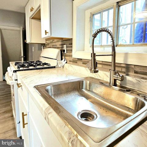 2411 N LAWRENCE ST, Philadelphia, PA 19133