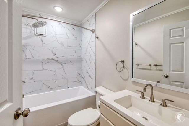 4 Balsam Street, Lake Placid, NY 12946