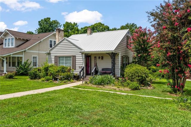 813 Carrick Street, High Point, NC 27262