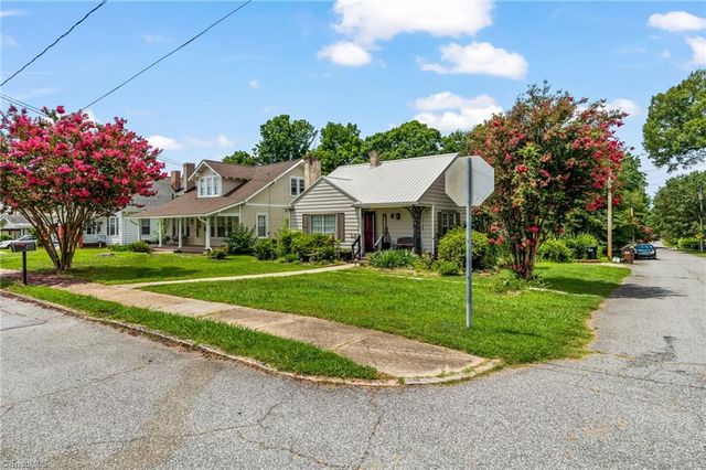 813 Carrick Street, High Point, NC 27262