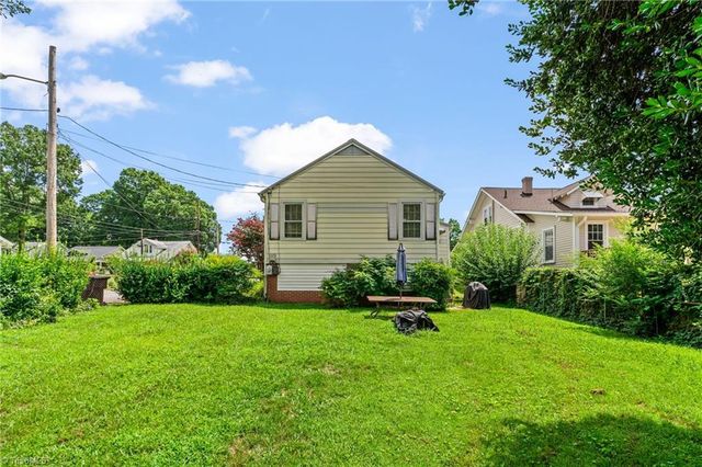 813 Carrick Street, High Point, NC 27262