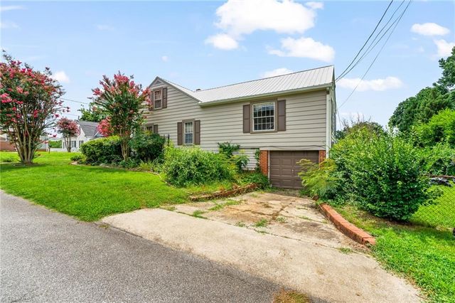 813 Carrick Street, High Point, NC 27262