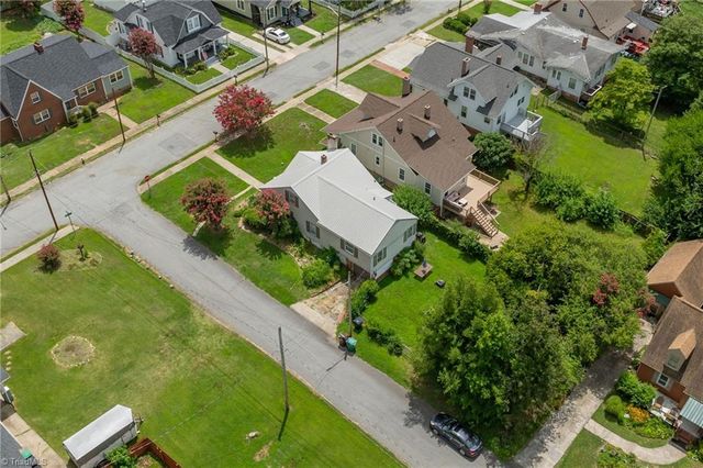 813 Carrick Street, High Point, NC 27262