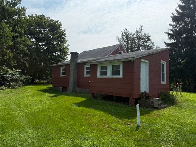 340 Woodland Avenue, Seekonk, MA 02771