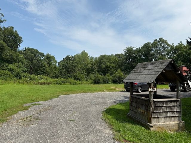340 Woodland Avenue, Seekonk, MA 02771