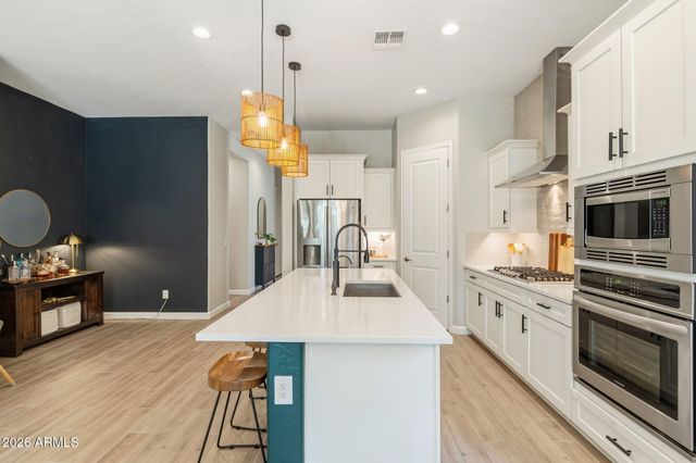 24115 N 21ST Street, Phoenix, AZ 85024