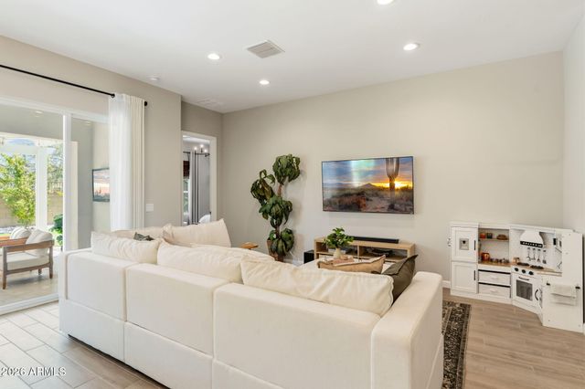 24115 N 21ST Street, Phoenix, AZ 85024