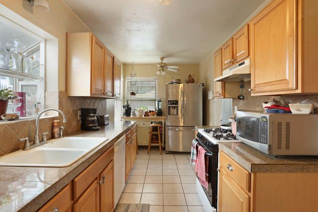 3439 West Ln, Stockton, CA 95204