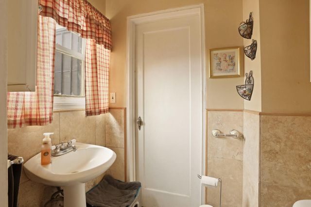 3439 West Ln, Stockton, CA 95204