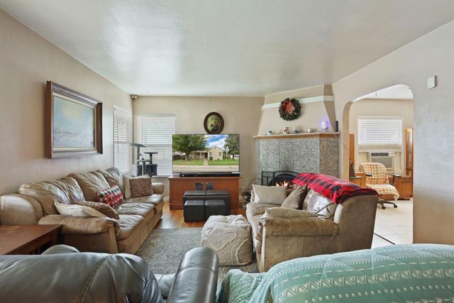 3439 West Ln, Stockton, CA 95204