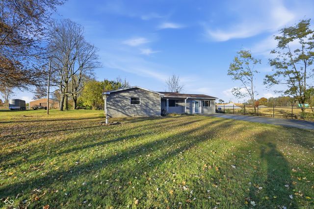 16122 Southeastern Parkway, Fortville, IN 46040